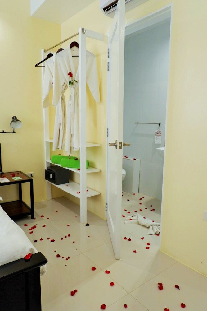 Hotel Luxx Boutique Boracay