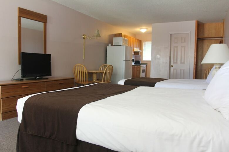 Hotel Saga Resort