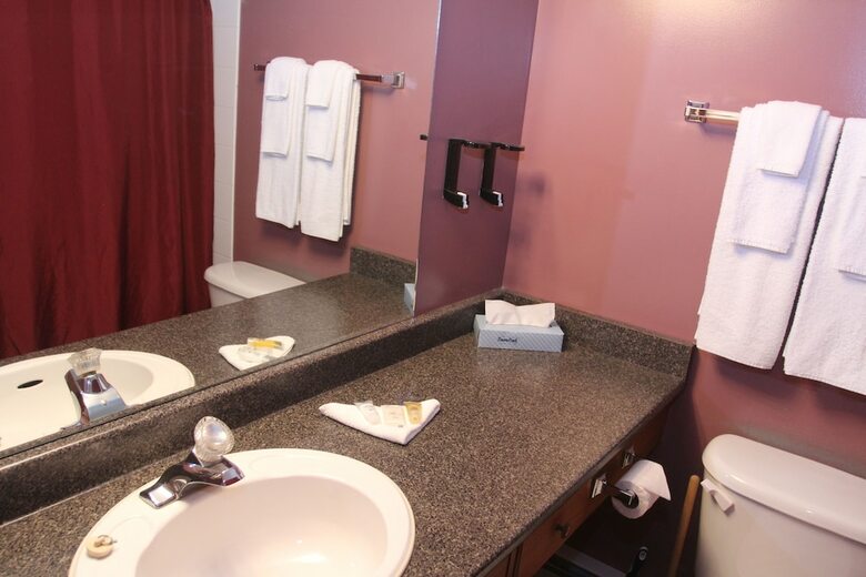 Hotel Saga Resort