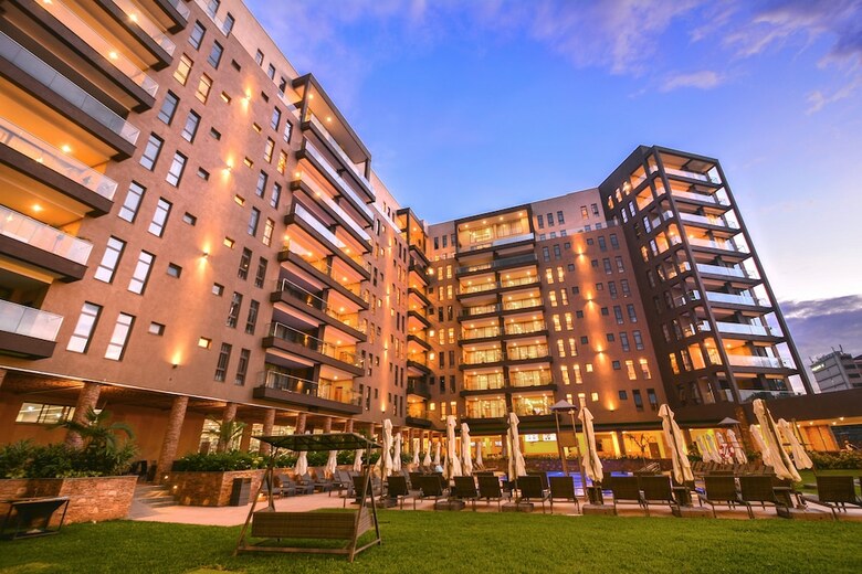 Aparthotel Speke Apartments Wampewo