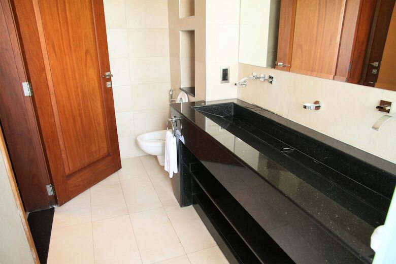 Aparthotel Speke Apartments Wampewo