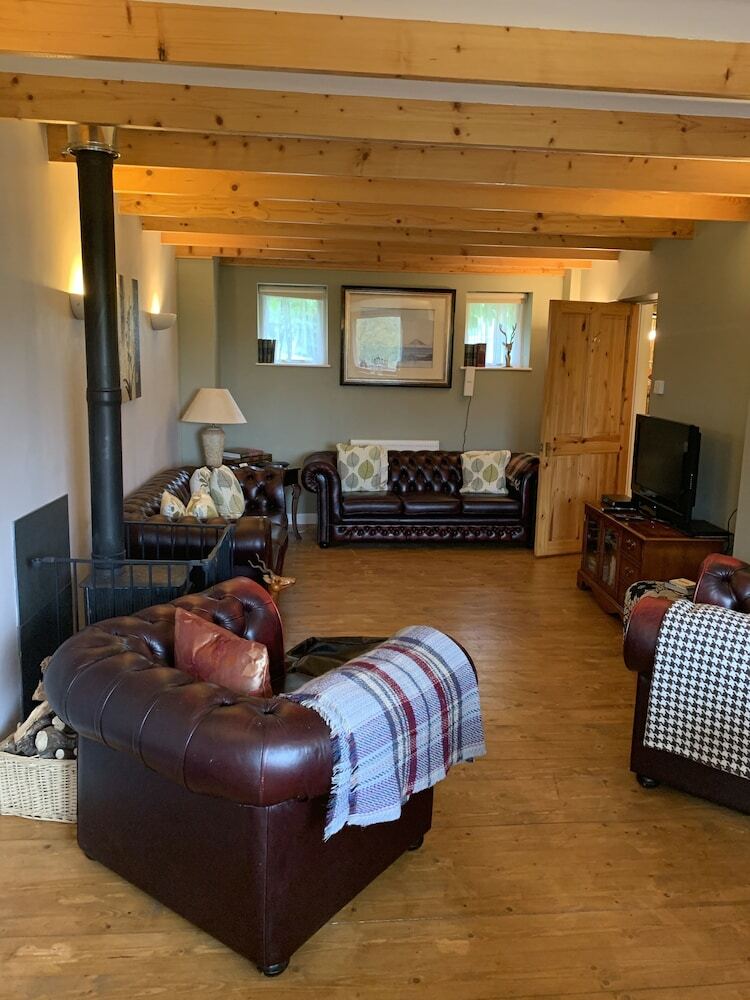 Hotel Ffos Y Ffin - Ascension In The Fields