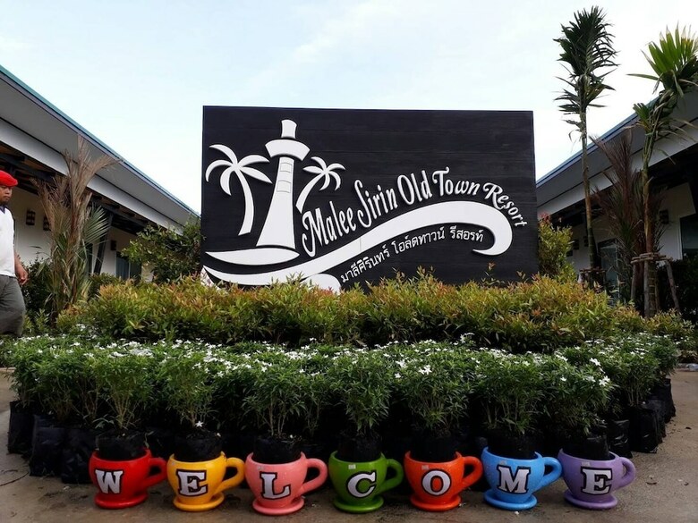 Hotel Maleesirin Oldtown Resort