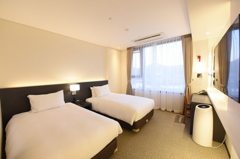 Geoje Art Nouveau Suite Hotel