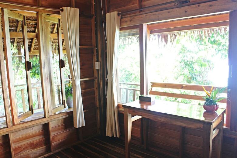 Hotel Phi Phi Phu Chalet Resort