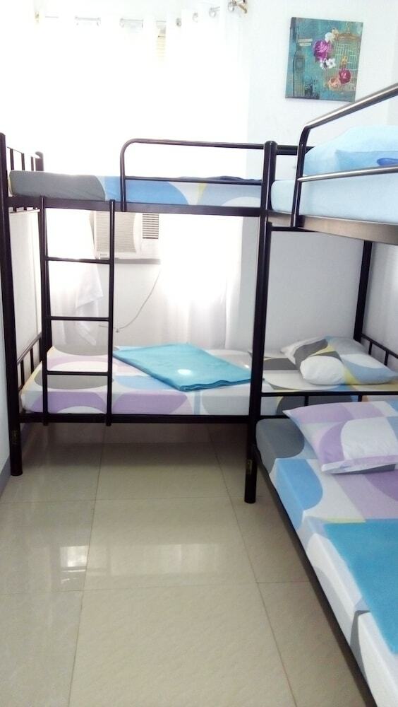 Hostal Sea Breeze Hostel