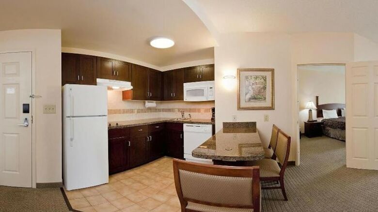 Hotel Staybridge Suites Chesapeake