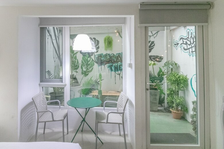 Hotel Escape At Sathorn Terrace