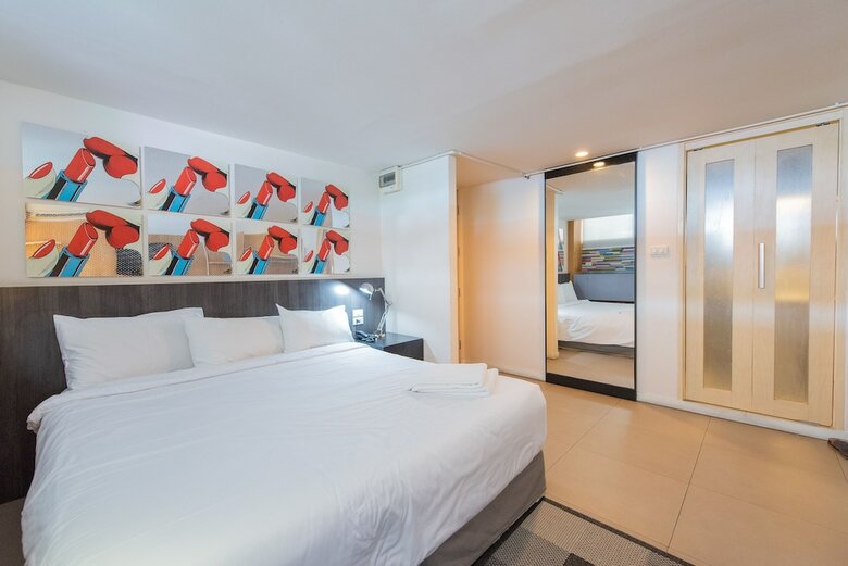 Hotel Escape At Sathorn Terrace
