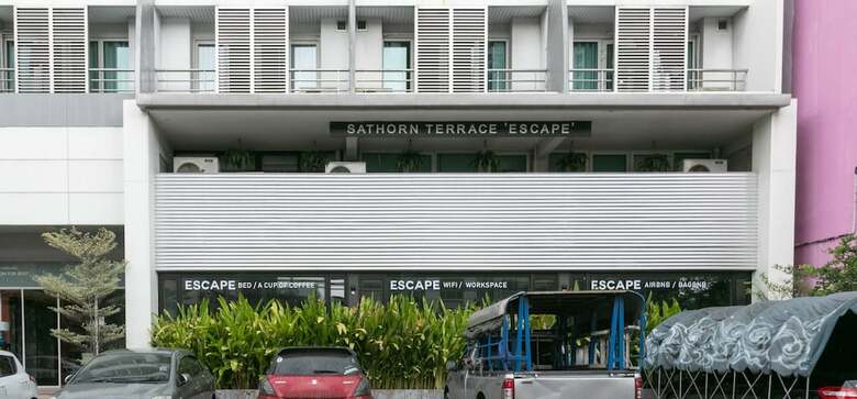 Hotel Escape At Sathorn Terrace