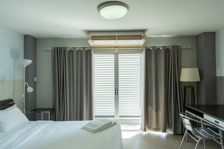 Hotel Sathorn Terrace Apartment