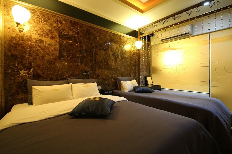 G-stay Praha Hotel
