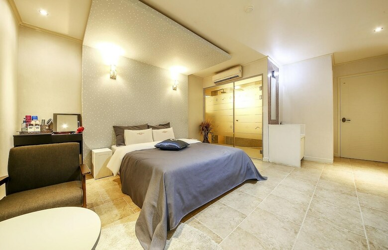 G-stay Praha Hotel