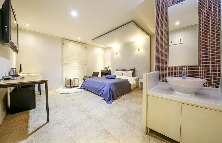 G-stay Praha Hotel