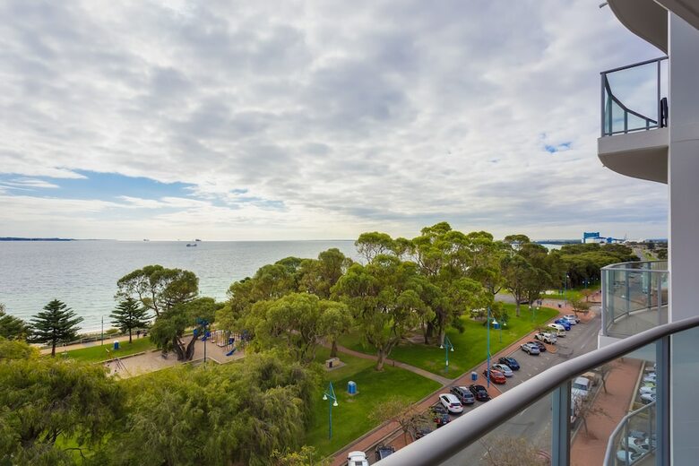 Nautilus By Rockingham Apartments