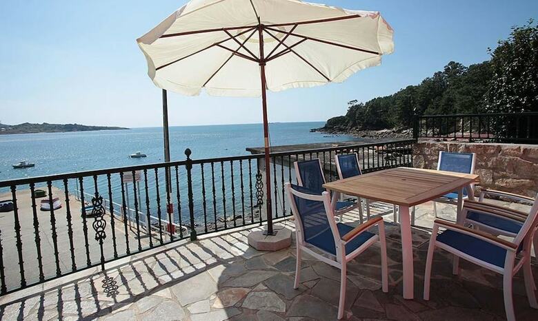 Villa In Dumbria A Coruna 101631 By Mo Rentals