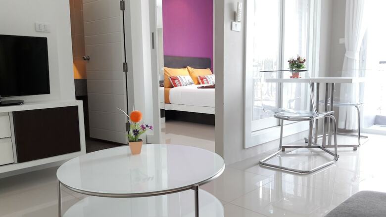 Apartamentos The Scene Condo By The Rich