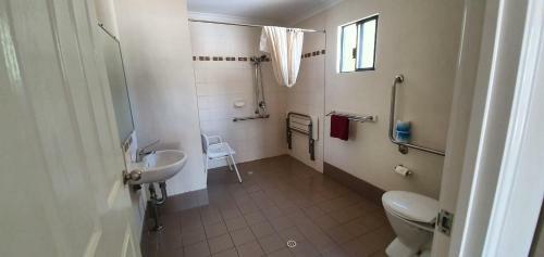 Pinjarra Caravan Park And Cabins