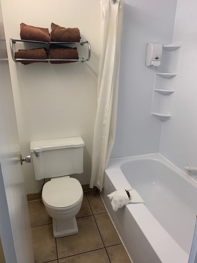Motel Dauphin Inn Express