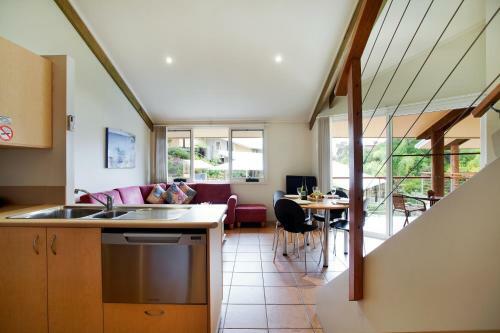 Aparthotel Tathra Beach House Holiday Apartments