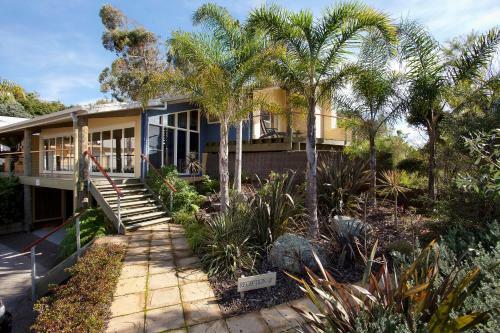 Aparthotel Tathra Beach House Holiday Apartments