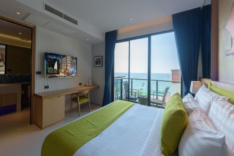 Hotel Deep Blue Z10 Pattaya