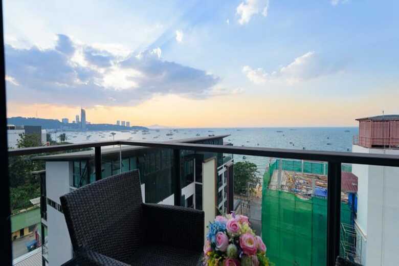Hotel Deep Blue Z10 Pattaya