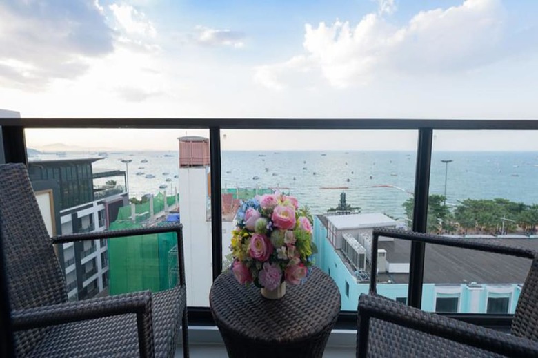 Hotel Deep Blue Z10 Pattaya