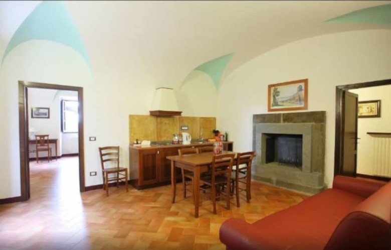 Agroturismo Antico Borgo La Commenda