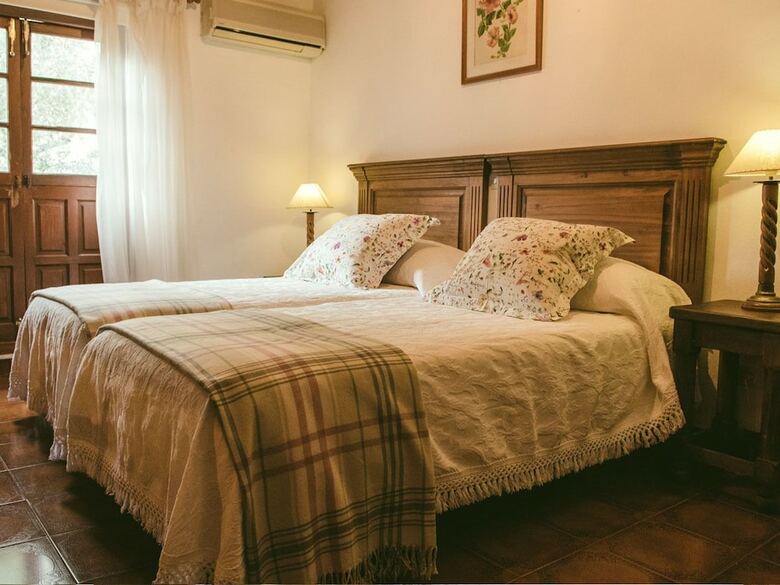 Agroturismo El Estanque Y El Almendro