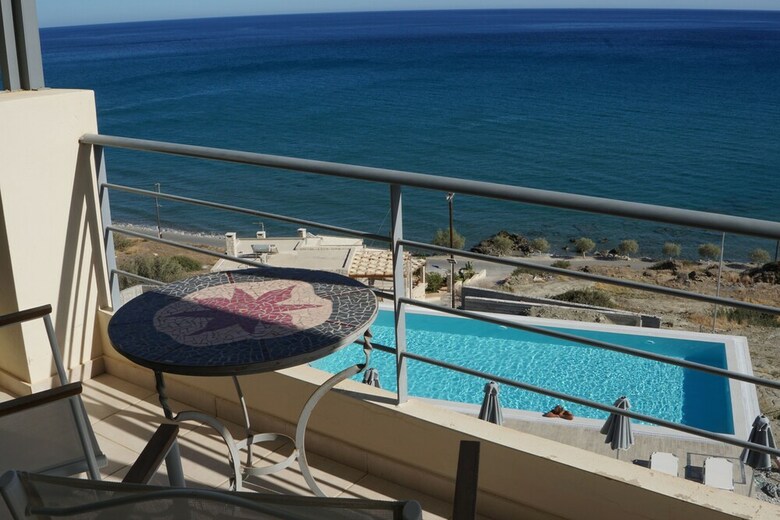 Portela Apartments Kastri