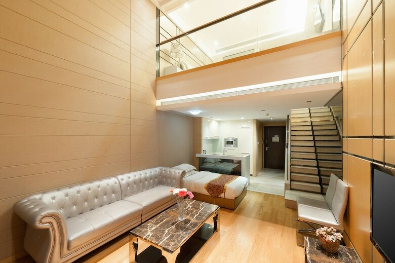 Yicheng Apartment Central Plaza