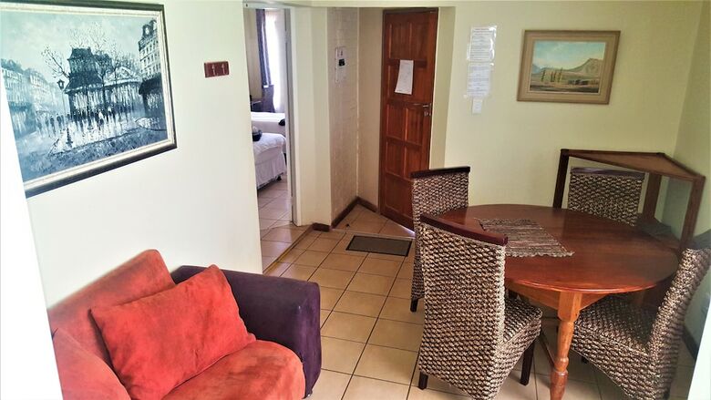 Hotel Premiere Guest House