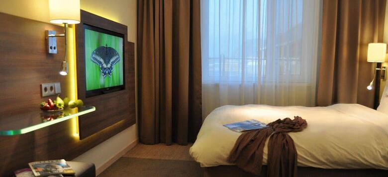 Hotel Moxy Frankfurt Airport