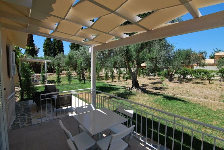 Apartamentos Cypress Garden Villas