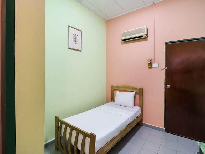 Oyo 89584 Hotel Sahara Kuala Kubu Bharu