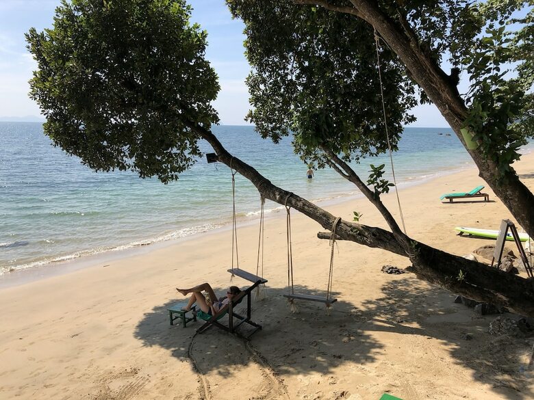Hotel Koh Jum Ocean Beach Resort
