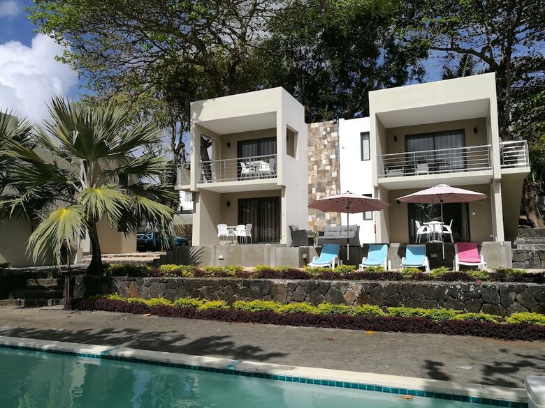 Aparthotel Valmarin Seafront Apartments