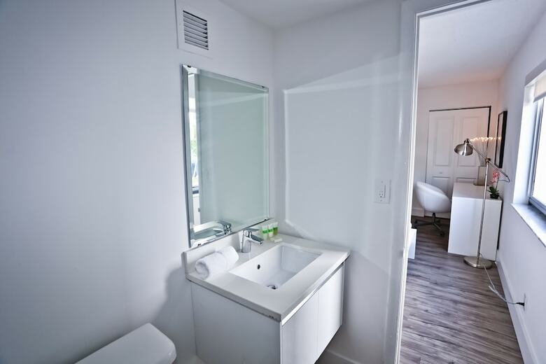 Coconut Grove Apartments By Nuovo