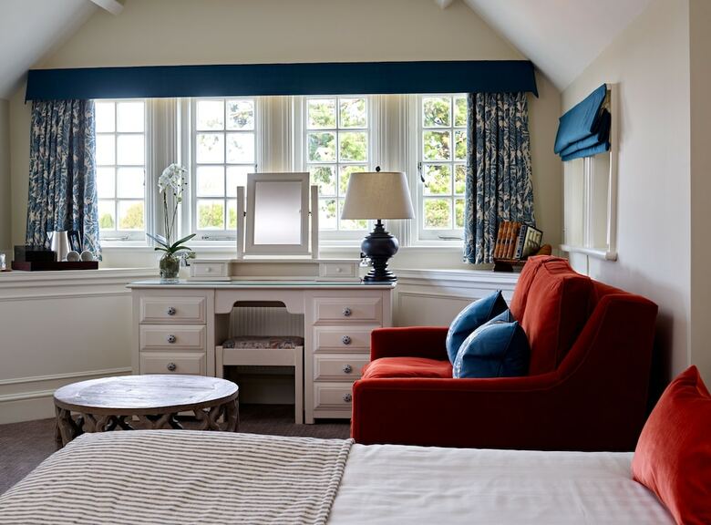 The Montagu Arms Hotel