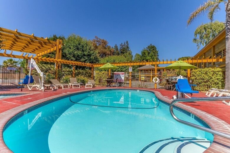 Hotel Comfort Inn Santa Cruz