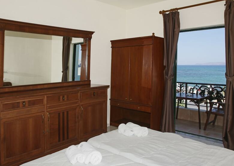 Hotel Diogenis Blue Palace