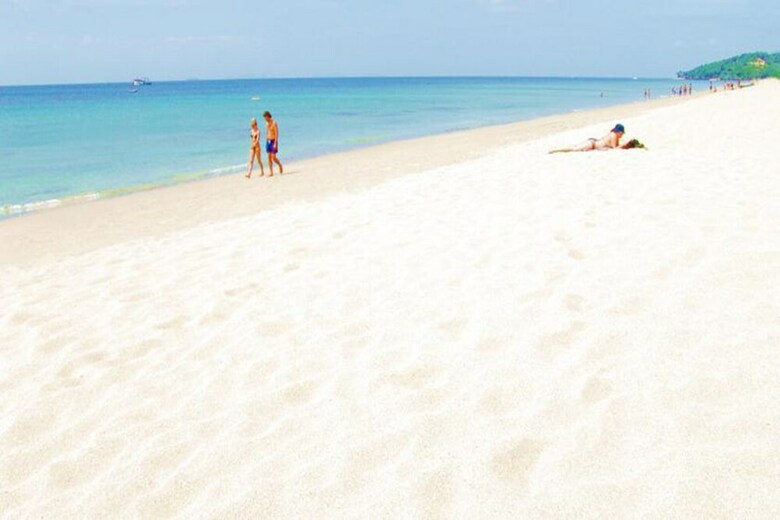 Hotel Lanta Nature Beach Resort