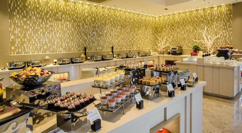 Hotel Crowne Plaza Nairobi Airport