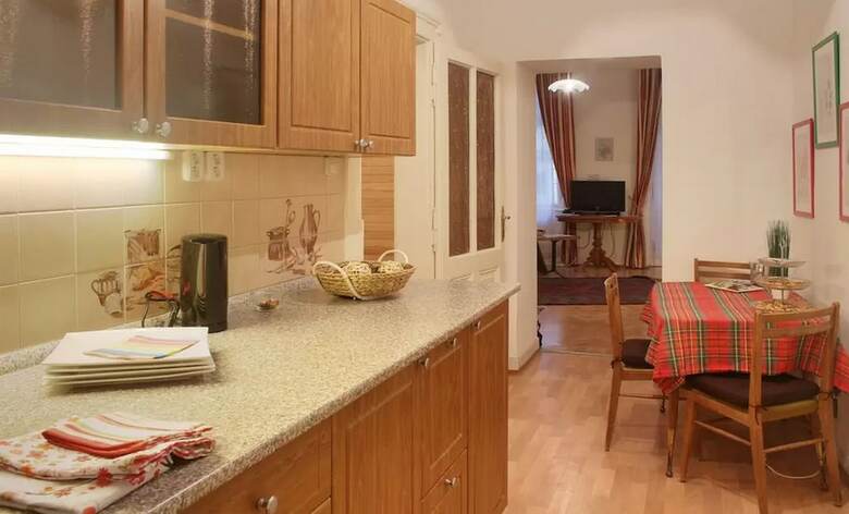 Bohemia Antique Apartment