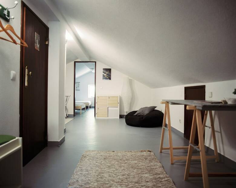 Hotel The Five House