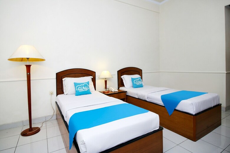 Hotel Airy Pekauman Jendral Sudirman 30 Tegal