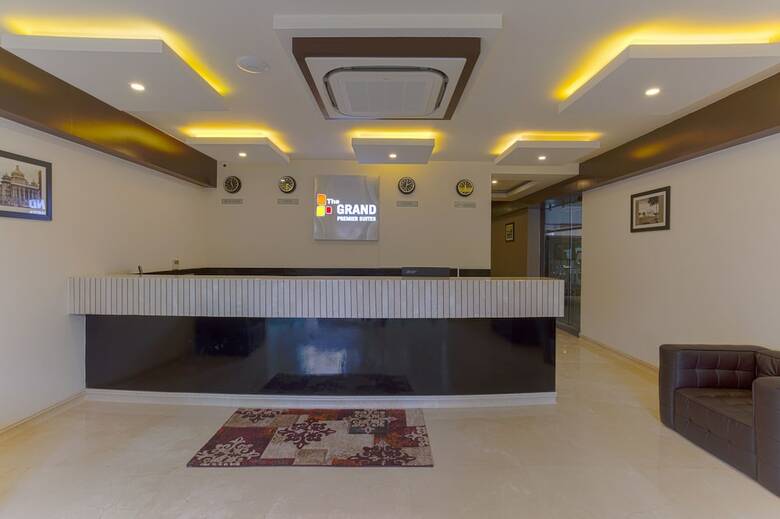 Hotel Treebo Grand Premier Suites