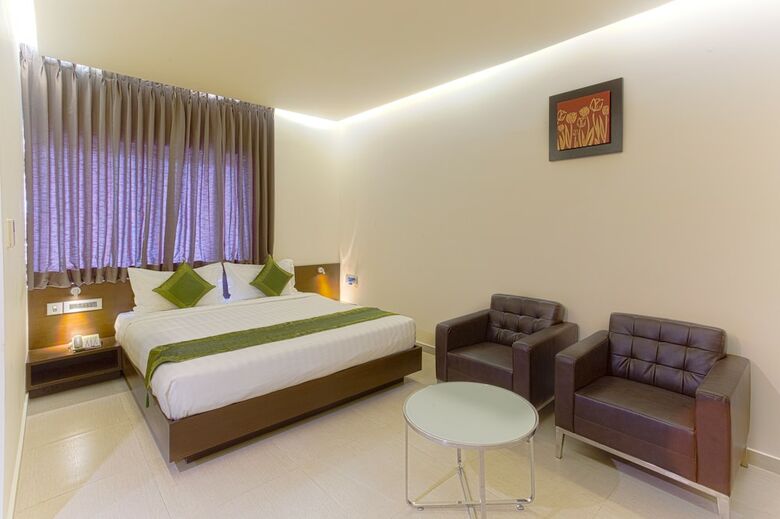 Hotel Treebo Grand Premier Suites