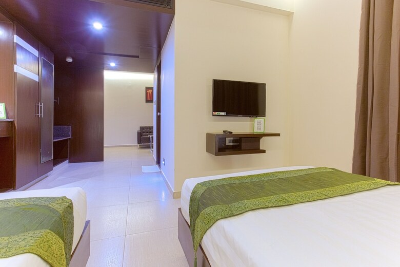 Hotel Treebo Grand Premier Suites